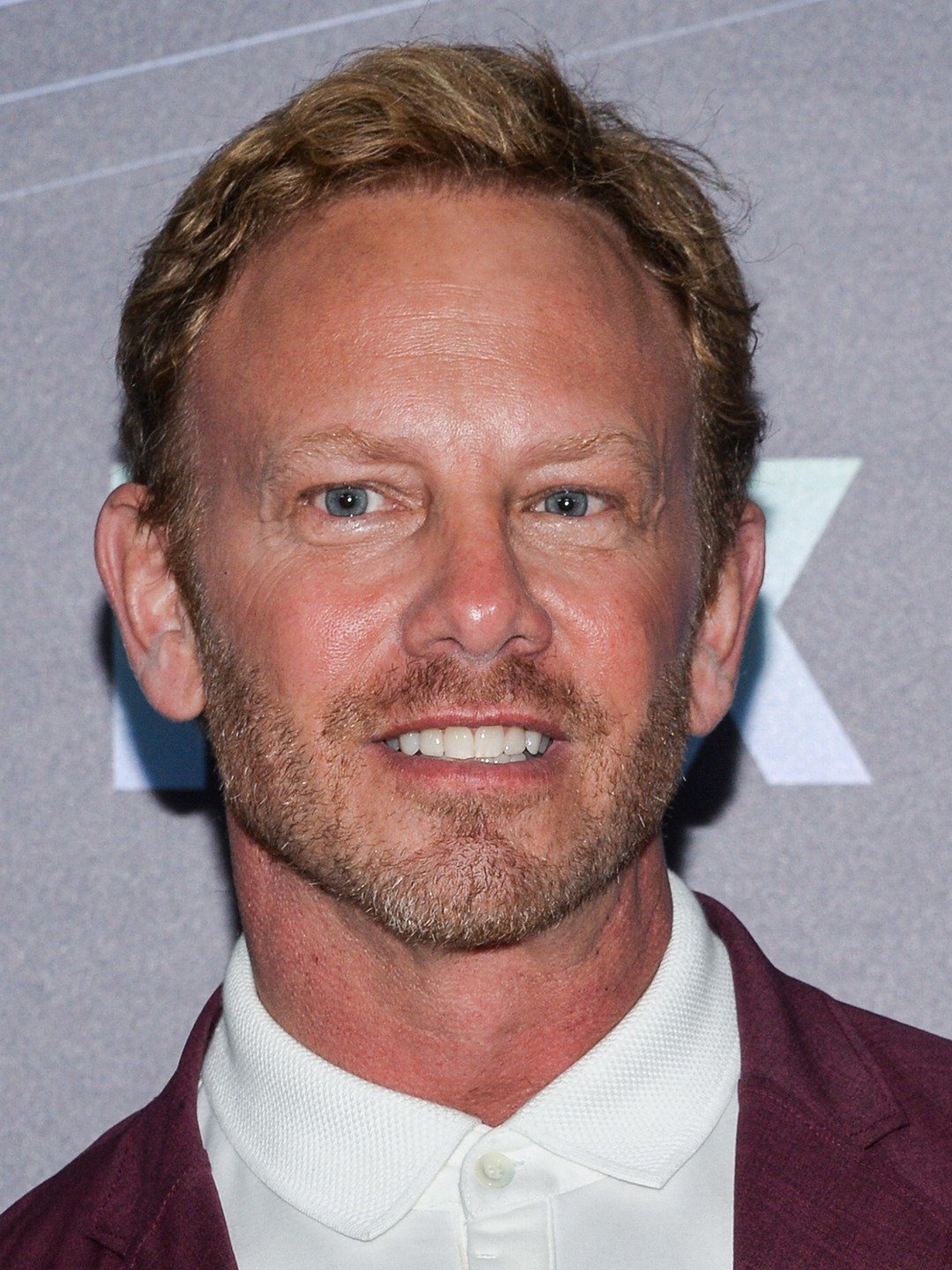 How tall is Ian Ziering?